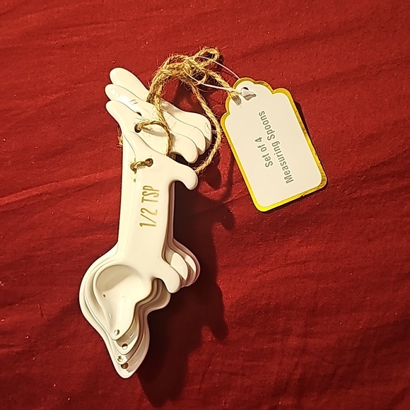 Set of 4 piece Dashshund dog measuring spoons. 1 tbsp, 1/2 tbsp, 1 tsp,1/2 tsp. - Picture 6 of 7